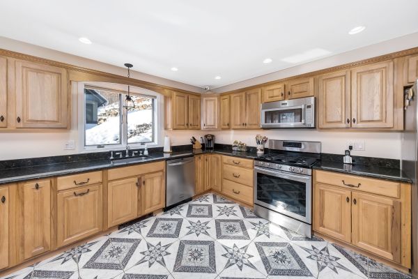Custom Cabinet Making in Flower Mound
